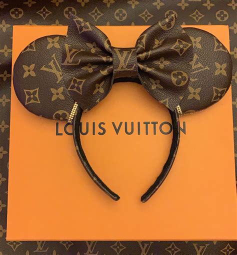 louis vuitton minnie mouse ears|L V Minnie Ears Collection – mayrafabuleux.